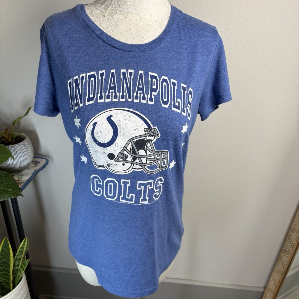NFL Indianapolis Colts Women L Blue T Shirt Gameday Sporty Cotton Blend